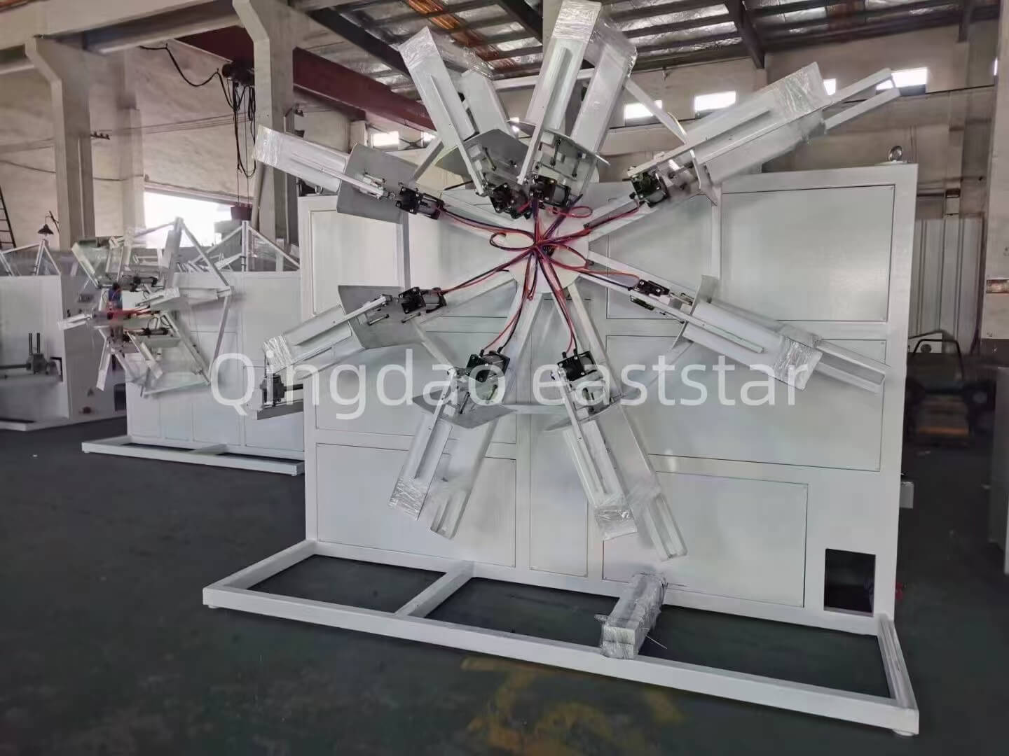 Γραμμή παραγωγής εξώθησης εύκαμπτων σωλήνων με ενισχυμένο σύρμα από PVC