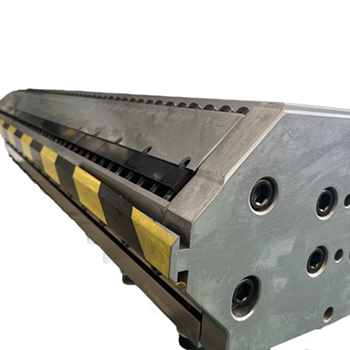 Μήτρα εξώθησης φύλλων